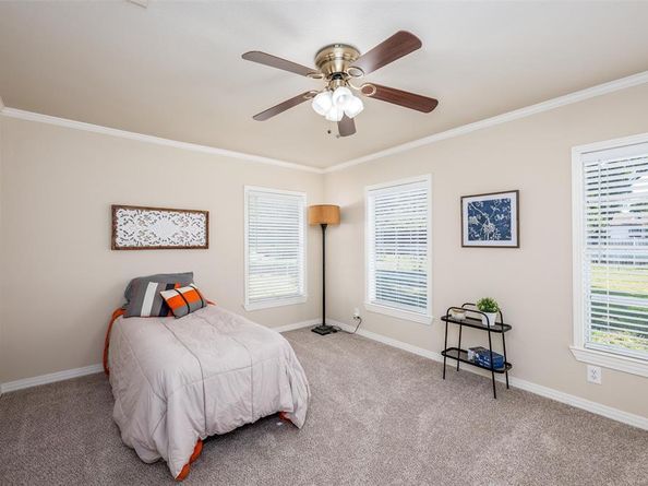 853  Holly Drive , Garland Texas 75040