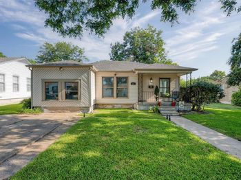 853  Holly Drive 