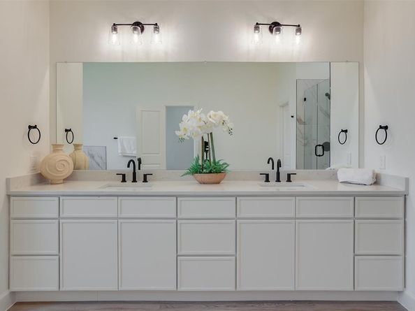 1208  Oak Harbor Boulevard , Azle Texas 76020