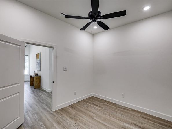 1208  Oak Harbor Boulevard , Azle Texas 76020