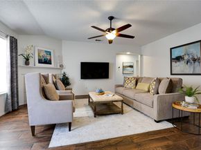 2733  Yoakum Street , Fort Worth Texas 76108