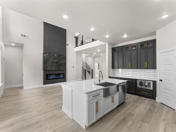 4111  Pringle Drive , Dallas Texas 75212