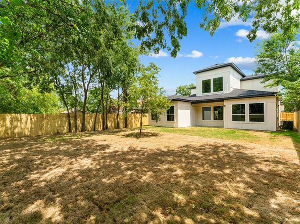 4111  Pringle Drive , Dallas Texas 75212