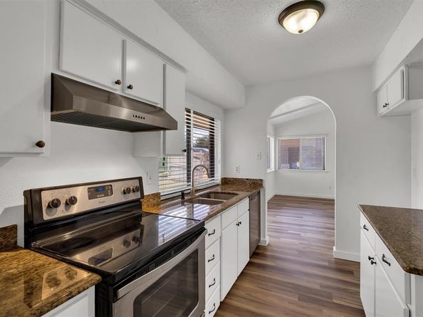 2925  O Henry Drive , Garland Texas 75042