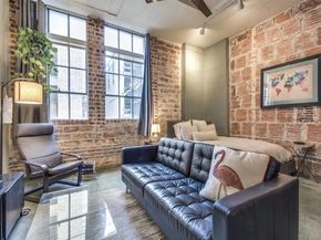 1122  Jackson Street  320, Dallas Texas 75202