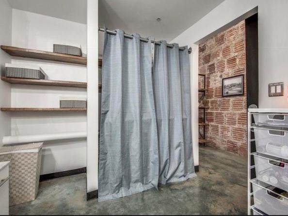 1122  Jackson Street  320, Dallas Texas 75202
