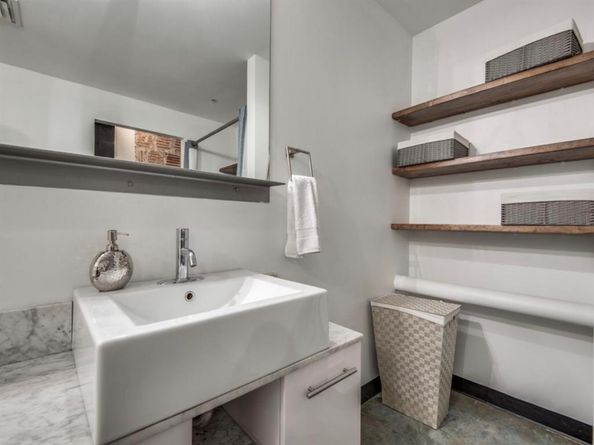 1122  Jackson Street  320, Dallas Texas 75202