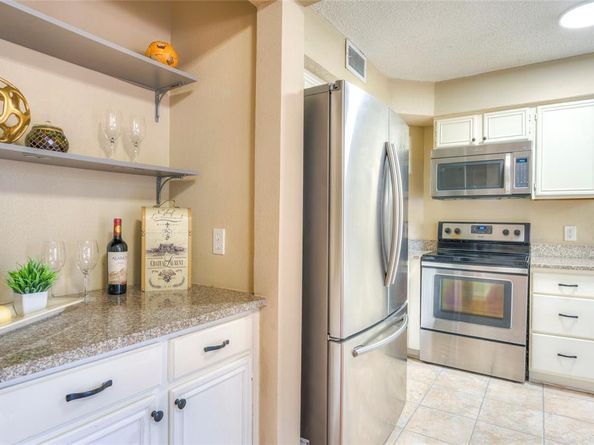 406  Santa Fe Trail  44, Irving Texas 75063