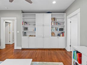 2239  6th Avenue , Fort Worth Texas 76110