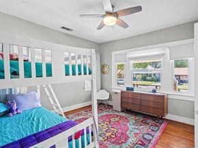 2239  6th Avenue , Fort Worth Texas 76110