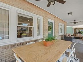 2239  6th Avenue , Fort Worth Texas 76110