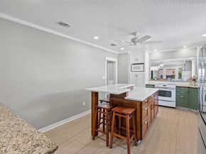 2239  6th Avenue , Fort Worth Texas 76110