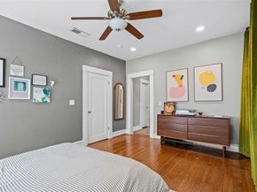 2239  6th Avenue , Fort Worth Texas 76110