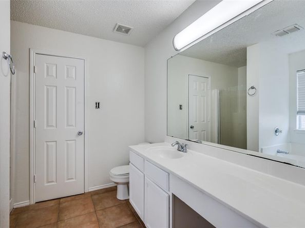 10141  Chapel Rock Drive , Fort Worth Texas 76116