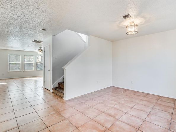 10141  Chapel Rock Drive , Fort Worth Texas 76116