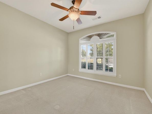 11216  Southerland Drive , Denton Texas 76207