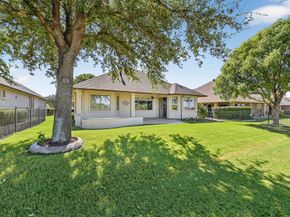11216  Southerland Drive , Denton Texas 76207