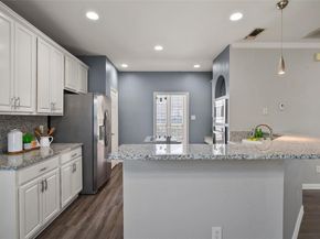 18  Zachary Court , Mansfield Texas 76063