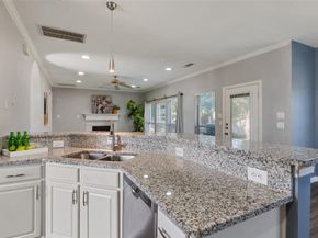 18  Zachary Court , Mansfield Texas 76063