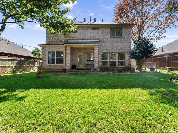18  Zachary Court , Mansfield Texas 76063