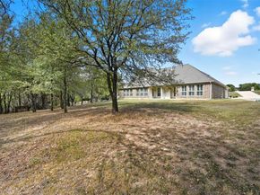 2947  Muirfield Avenue , Grand Prairie Texas 75104