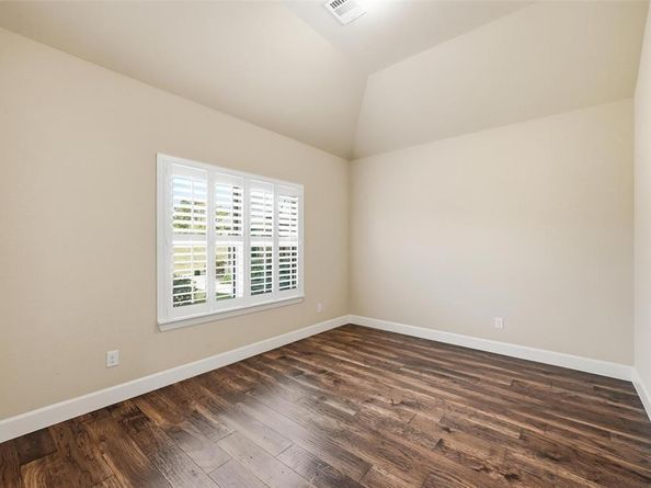 2947  Muirfield Avenue , Grand Prairie Texas 75104