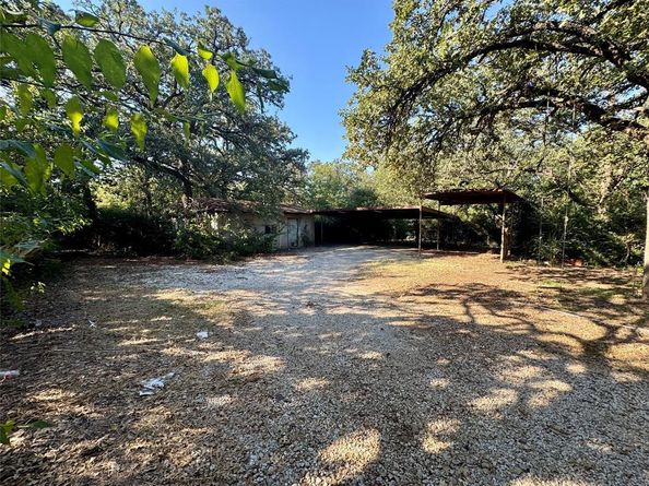1211  Lindsey Street , Denton Texas 76205