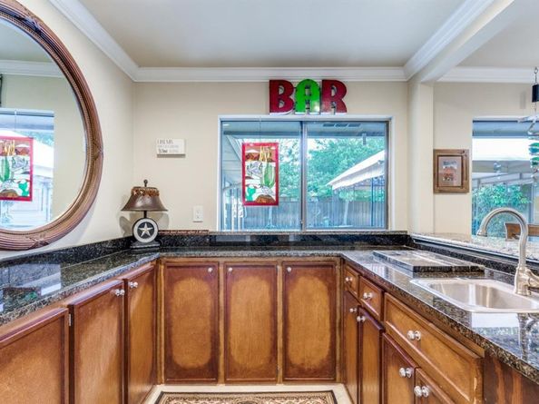 2204  Bridge View Lane , Plano Texas 75093