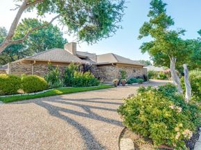 2204  Bridge View Lane , Plano Texas 75093