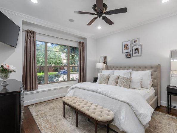 2235  Forest Hollow Park , Dallas Texas 75228