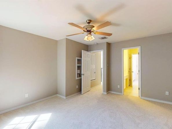 2725  Green Oak Court , Highland Village Texas 75077