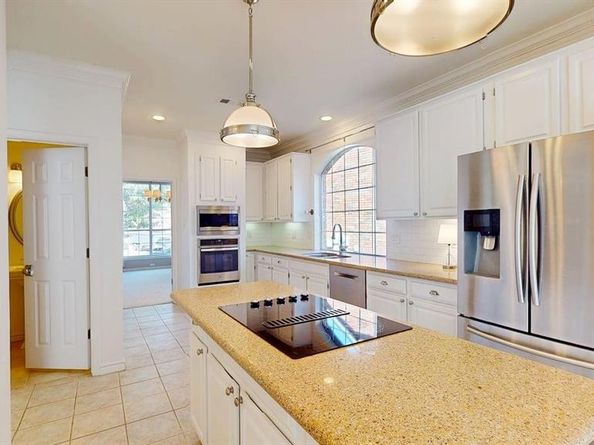 2725  Green Oak Court , Highland Village Texas 75077