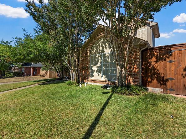 2329  Baretta Drive , Mesquite Texas 75181