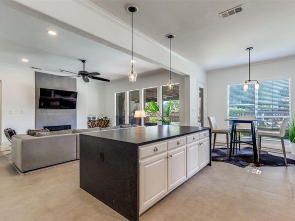 9155  Calvert Road , Lantana Texas 76226