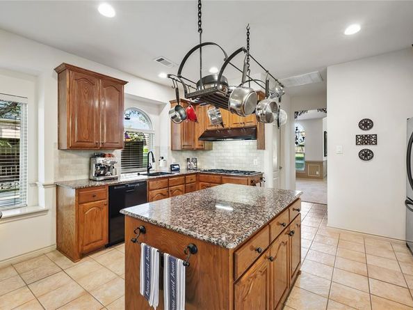 3605  Winchester Court , Corinth Texas 76210