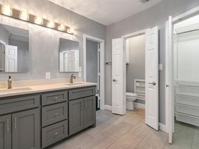 4511  Gilbert Avenue  108, Dallas Texas 75219