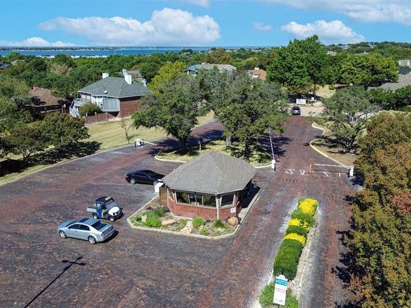 205  Yacht Club Drive , Rockwall Texas 75032