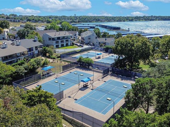 205  Yacht Club Drive , Rockwall Texas 75032