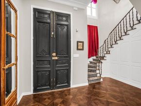 3802 S Versailles Avenue , Dallas Texas 75209