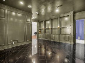 3802 S Versailles Avenue , Dallas Texas 75209