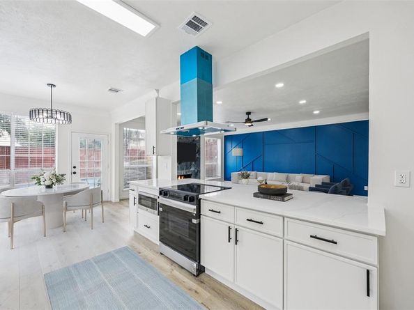 1206  Osceola Trail , Carrollton Texas 75006