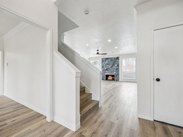 1206  Osceola Trail , Carrollton Texas 75006