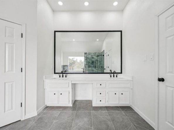 1206  Osceola Trail , Carrollton Texas 75006