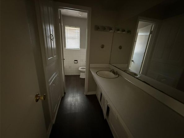 301  Lakewood Drive , DeSoto Texas 75115