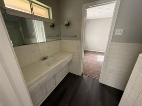 301  Lakewood Drive , DeSoto Texas 75115