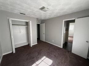 301  Lakewood Drive , DeSoto Texas 75115