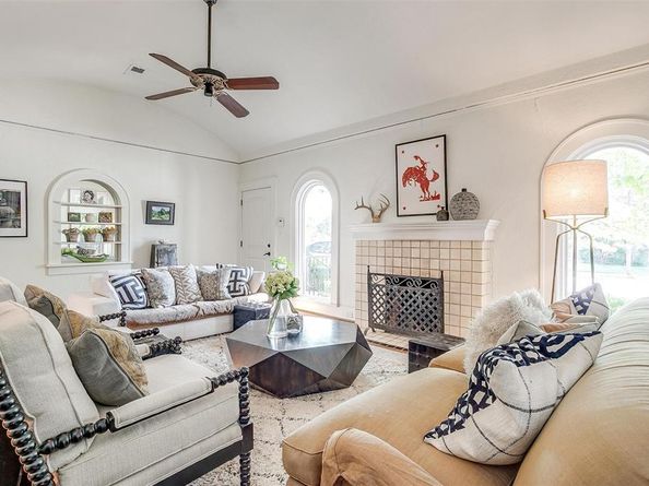 1929  Forest Park Boulevard , Fort Worth Texas 76110