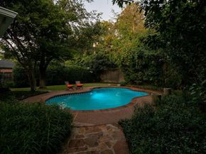 1929  Forest Park Boulevard , Fort Worth Texas 76110