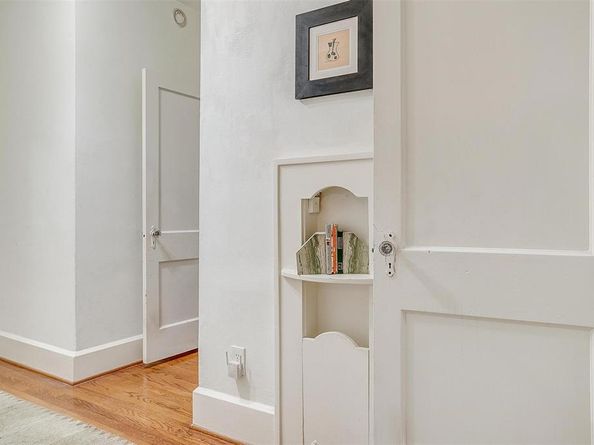 1929  Forest Park Boulevard , Fort Worth Texas 76110