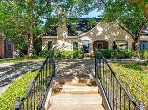 1929  Forest Park Boulevard , Fort Worth Texas 76110